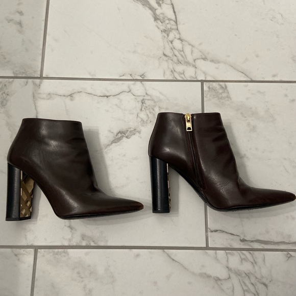 Burberry "Bamburgh" brown leather ankle booties - Picture 3 of 13